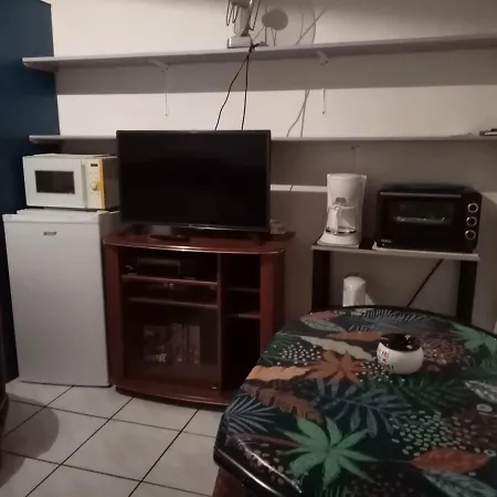 Chambre Meublée Habitación en casa particular